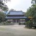 現本堂は、江戸時代に再建されたものです。