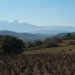 la vue se dégage :
majesté du Canigou (à 50 km à vol d'oiseau)
monts de Conflent et Cerdagne (jusque 70 km)