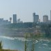 Die Skyline vom kanadischen Niagara.